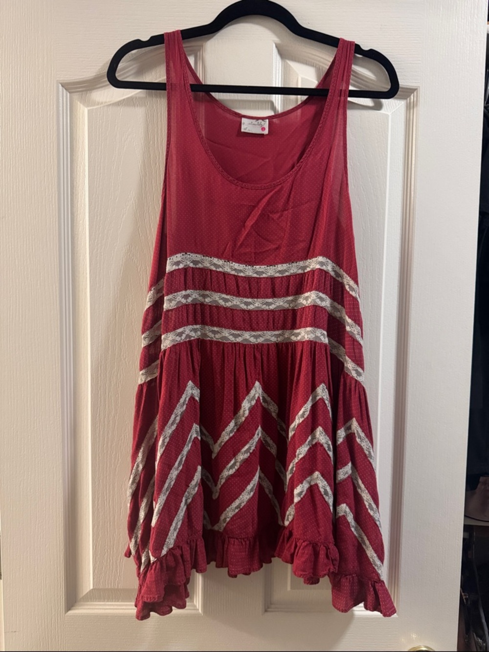 Taylor Swift - Similar Free People - Red Lace-Trim Swing Tank Top